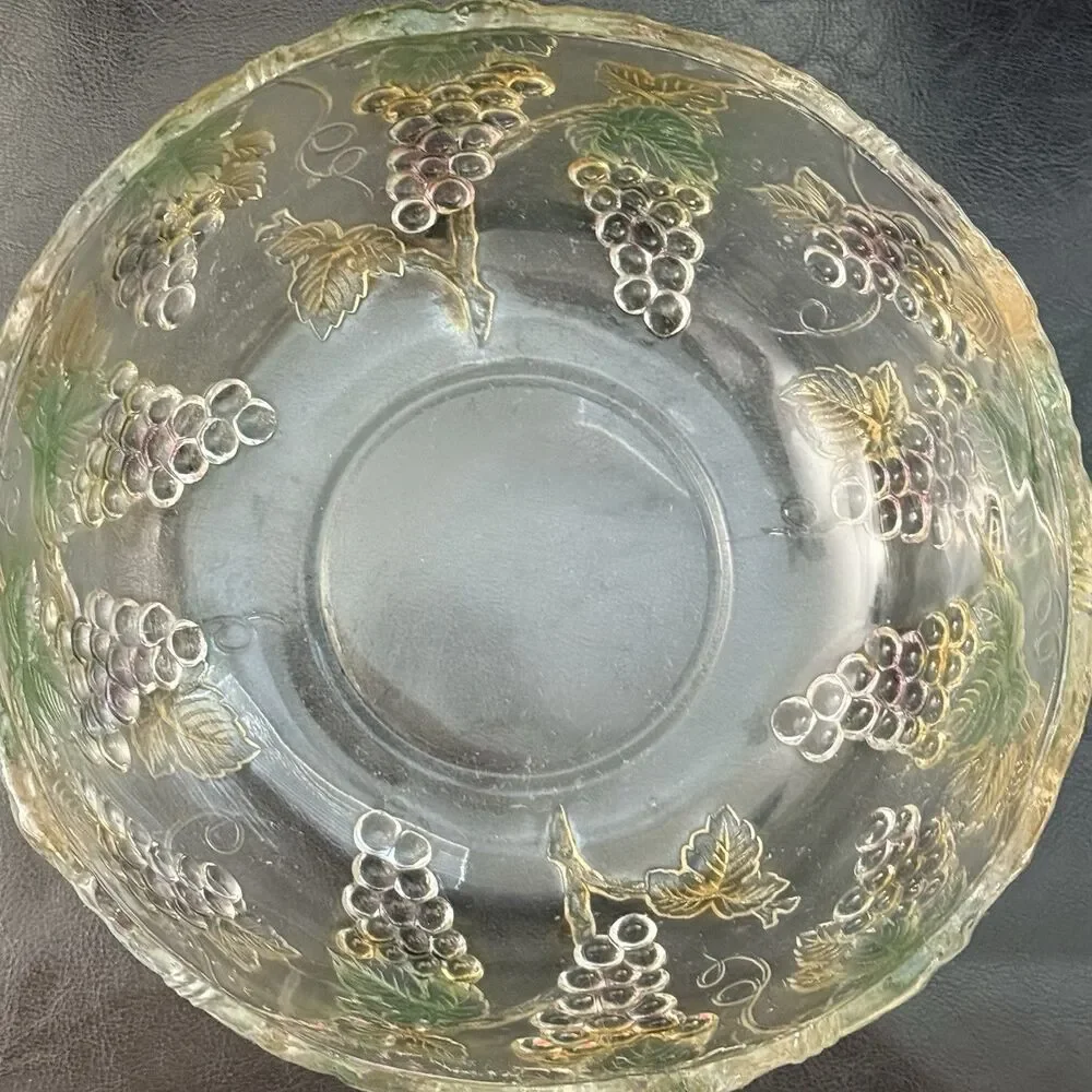 Aderia Vintage 9 1/2 Inch Glass Bowl With 3D Grapes & Grapevine | Japan|